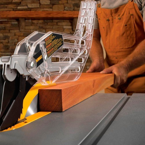 Serra circular de bancada 10