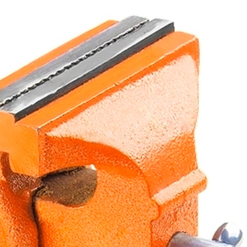 Torno de bancada com base girat�ria N� 6