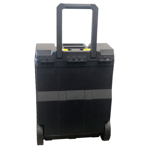 Caixa pl�stica para ferramentas monobloco com rodas 18