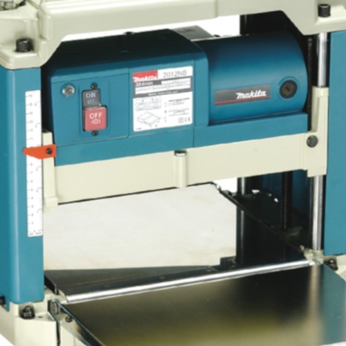 Plaina desengrossadeira 1.650 watts com profundidade de corte de 3 mm - 2012NB   220V