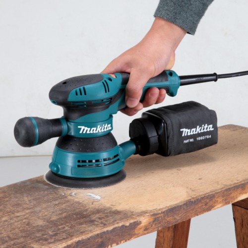 Lixadeira roto-orbital  300 watts com 12.000 oscila��es por minuto e coletor de p� - BO5041  110V