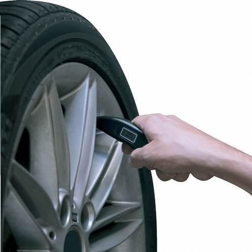 Calibrador e medidor digital de pressão para pneus - CD 400 Calibrador e medidor digital de pressão para pneus - CD 400