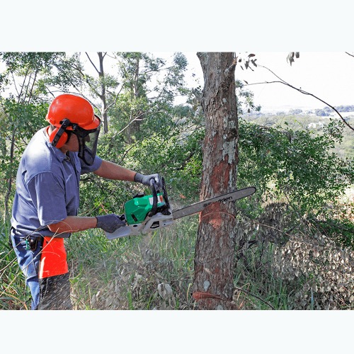 Motosserra a gasolina 52 cc com sabre de 18 Motosserra a gasolina 52 cc com sabre de 18