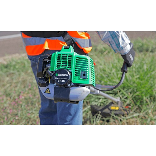 Roçadeira lateral a gasolina 2 hp 40 cc 2 tempos - BR-45 Roçadeira lateral a gasolina 2 hp 40 cc 2 tempos - BR-45