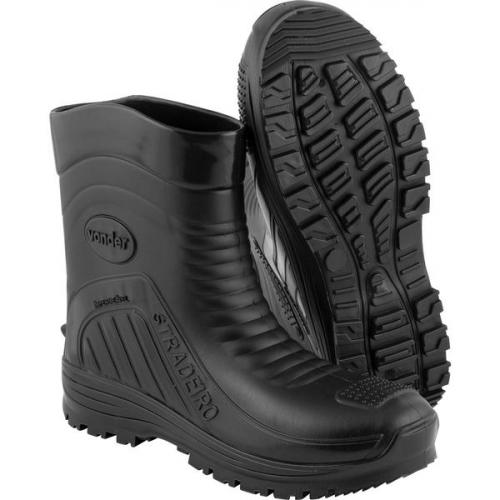 Bota de PVC preta cano m�dio sem forro Stradeiro 