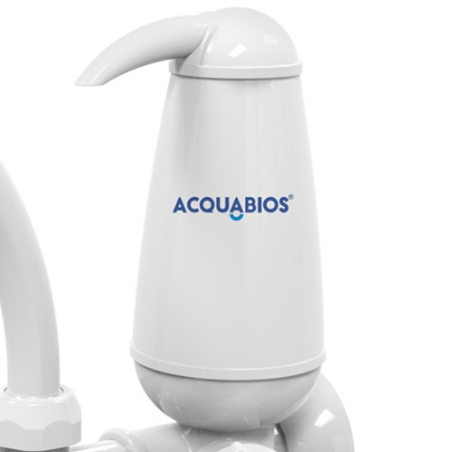 Torneira com filtro bica m�vel de parede quadriseta - Acqua E05