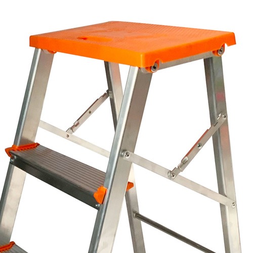 Escada banqueta de alum�nio 2 degraus + patamar - BAQ003