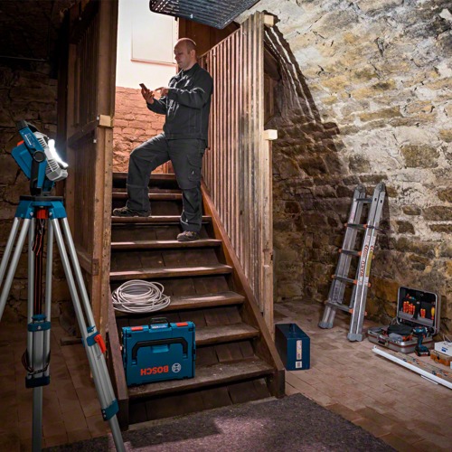 Refletor LED a bateria 18V Sem Bateria - GLI 18V-1900 Refletor LED a bateria 18V Sem Bateria - GLI 18V-1900