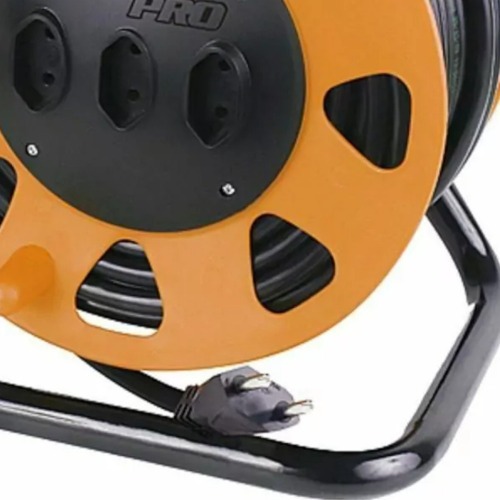 Extensão elétrica 30 metros 2 x 2,50 mm 2P 20A com carretel - MAXIPRO Extensão elétrica 30 metros 2 x 2,50 mm 2P 20A com carretel - MAXIPRO