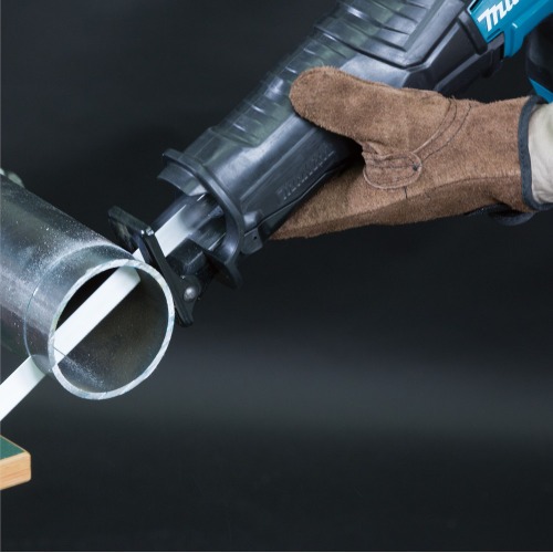 Serra sabre a bateria 18 Volts velocidade vari�vel Sem Bateria - DJR360Z