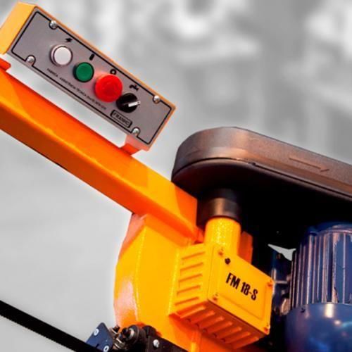 Serra de fita horizontal / vertical com capacidade de corte at� 180 mm - FM18S