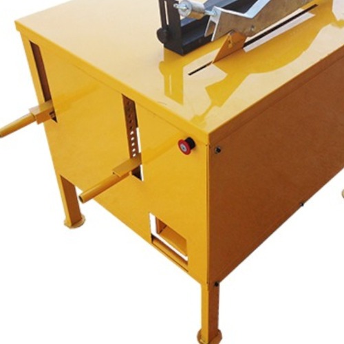 Serra circular de bancada 14