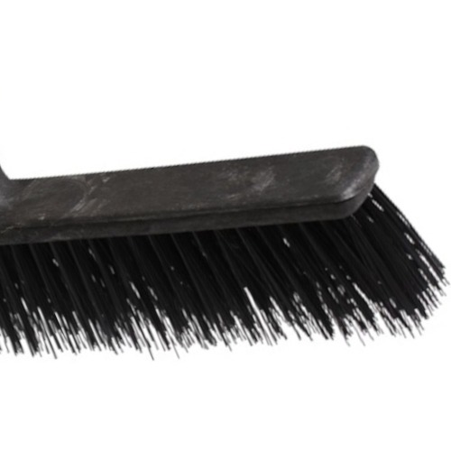 Vassoura tipo gari de piaçava cepa plastica 60 cm Vassoura tipo gari de piaçava cepa plastica 60 cm