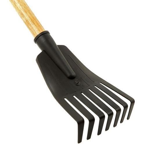 Mini vassoura tipo ancinho em pl�stico com cabo - FJ-1031