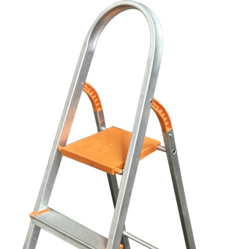 Escada de alum�nio 3 degraus residencial - EDS003