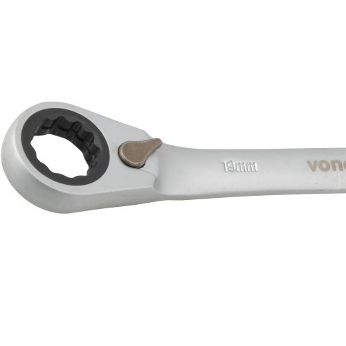 Chave estrela com catraca e 5 soquetes intercambi�veis 8 a 19 mm