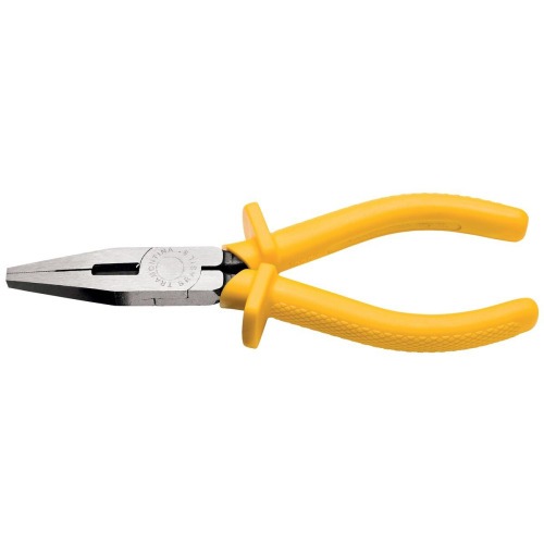 Alicate bico chato isolado 6