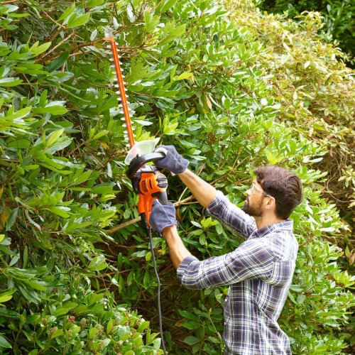 Aparador de cerca viva el�trico 500 watts 560 mm - BEHTS401  110V