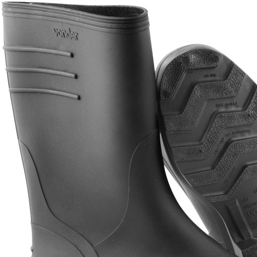 Bota de PVC preta cano médio com forro Bota de PVC preta cano médio com forro