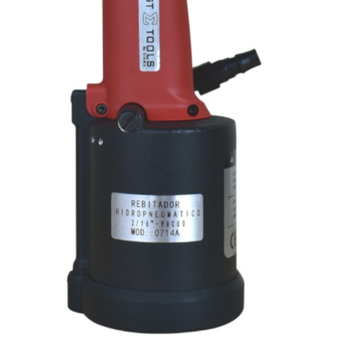 Rebitador hidropneum�tico com v�cuo para rebites at� 3/16