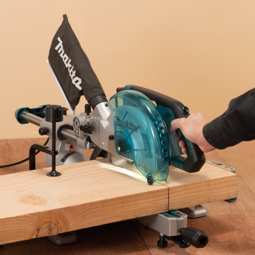 Serra meia esquadria 8.1/2