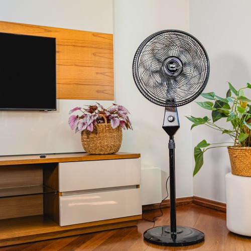Ventilador de coluna 50 cm oscilante 8 p�s com 3 velocidades - Flow Turbo  220V
