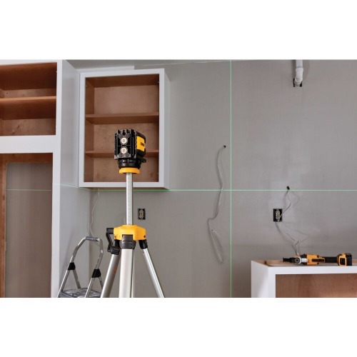 N�vel a laser verde 2 linhas alcance de 16 metros - DW08802CG
