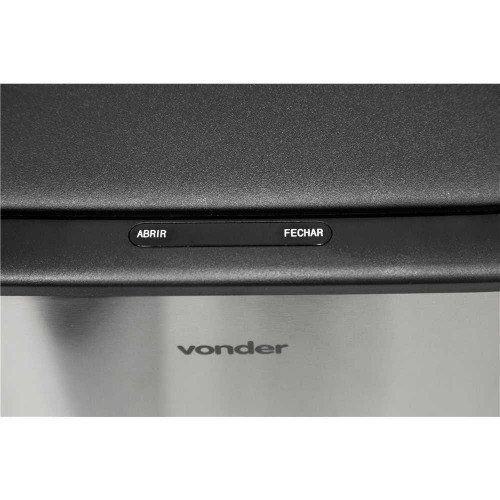 Lixeira inox retangular 55L com abertura por sensor Lixeira inox retangular 55L com abertura por sensor