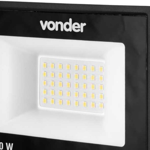 Refletor LED 50W 3.500 l�mens 6500K luz branca  110V/220V