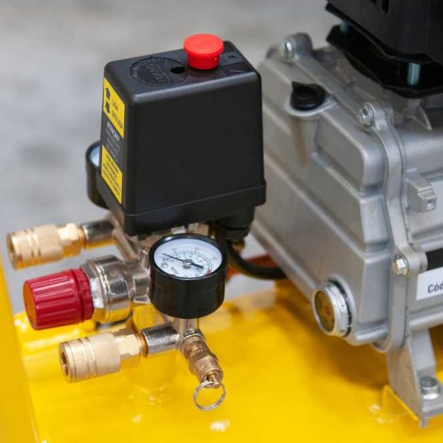 Compressor de ar 7,3 p�s 50 litros 2 hp - MCV50  220V
