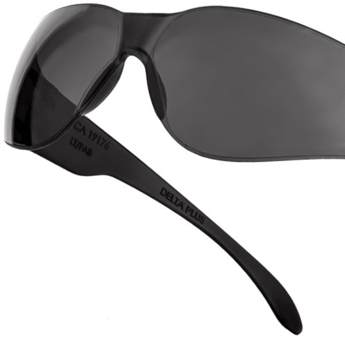 �culos de seguran�a lentes curvas - SUMMER SMOKE