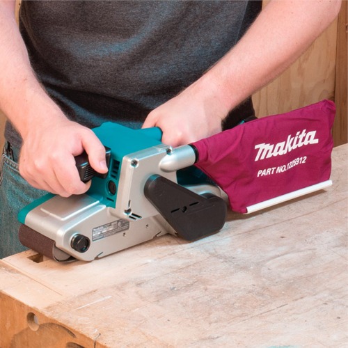 Lixadeira de cinta 1.010 watts para lixa de 76 x 610 mm com coletor de p� - 9920  220V