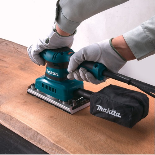 Lixadeira orbital 190 watts com 11.000 oscila��es por minuto - BO3711  220V