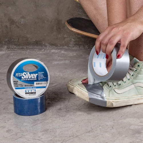 Fita adesiva reforçada 48 mm X 25 m prata - SILVER Fita adesiva reforçada 48 mm X 25 m prata - SILVER