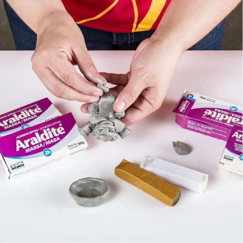 Cola epóxi Araldite massa epóxi 100 gramas Cola epóxi Araldite massa epóxi 100 gramas