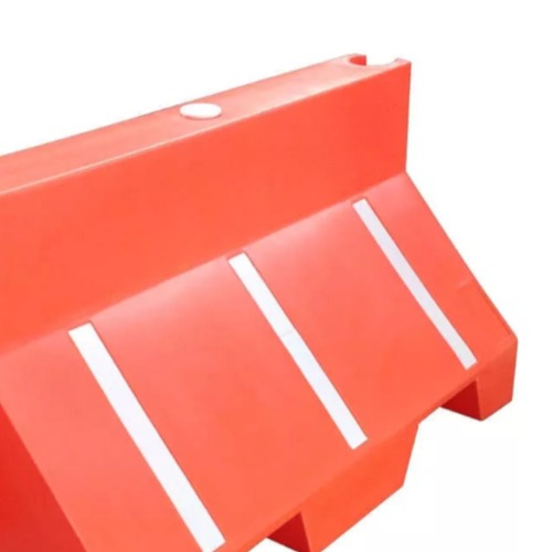 Barreira pl�stica refletiva para sinaliza��o de tr�nsito - BH