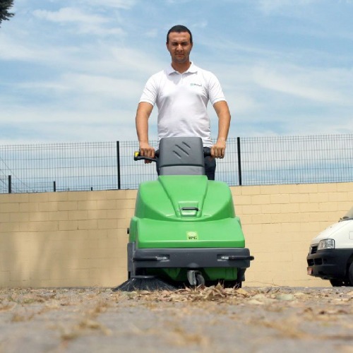 Varredeira de piso a bateria com suc��o - 505-ET  220V