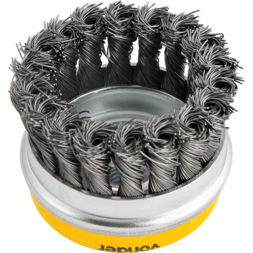 Escova de a�o torcido tipo copo 3