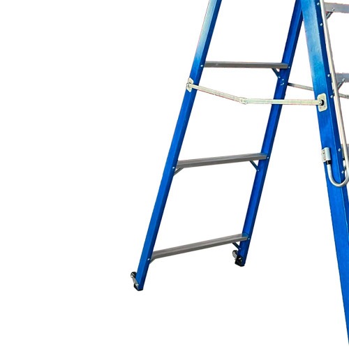 Escada plataforma fibra de vidro 7 degraus 2,4 m com rodas e corrim�o - PAF240