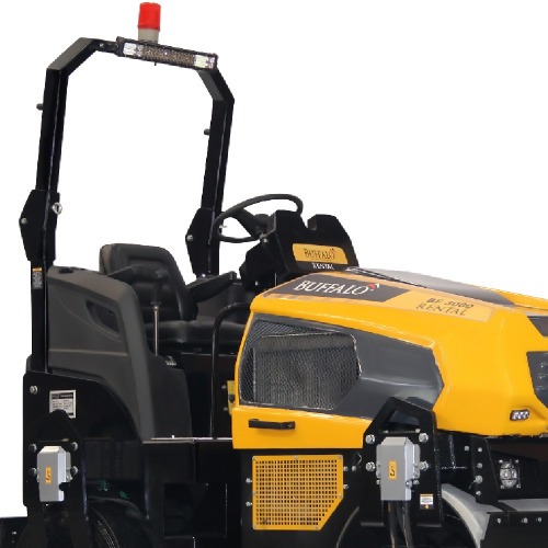 Rolo compactador vibrat�rio liso a diesel 30 hp - BF 3000