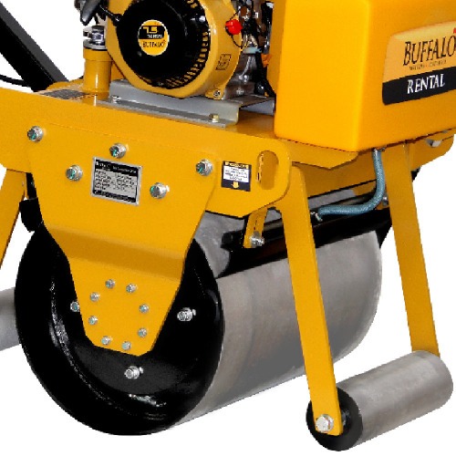 Rolo compactador vibrat�rio liso a gasolina 7,5 hp - BF 325