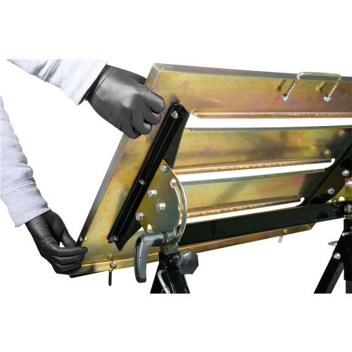 Bancada de trabalho para soldador ajust�vel em 3 posi��es