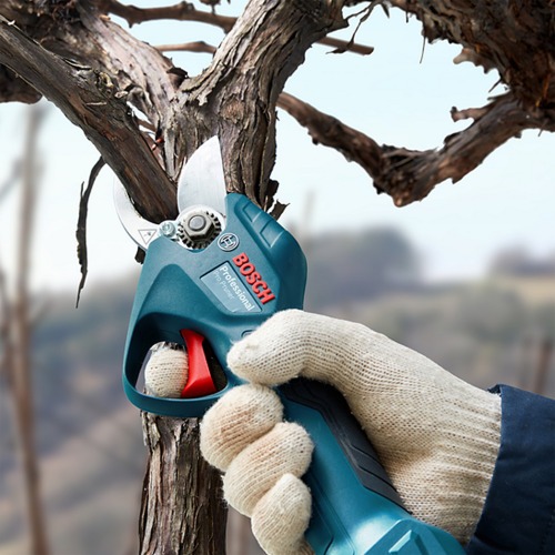Tesoura para poda a bateria 12V Brushless com 2 baterias e maleta - Pro Pruner  110V/220V