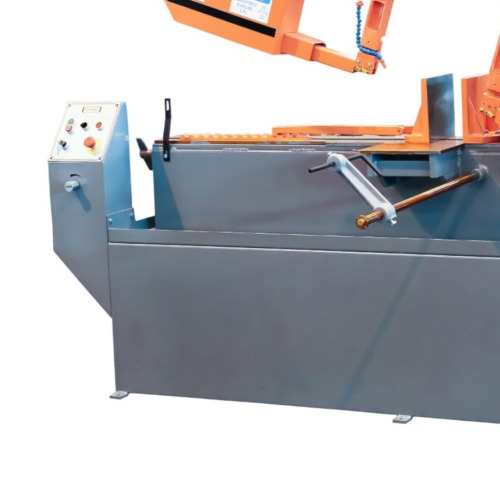 Serra fita horizontal 2 CV 400 mm com cabeçote e morsa hidráulico trifásica - FM-1600HM Serra fita horizontal 2 CV 400 mm com cabeçote e morsa hidráulico trifásica - FM-1600HM