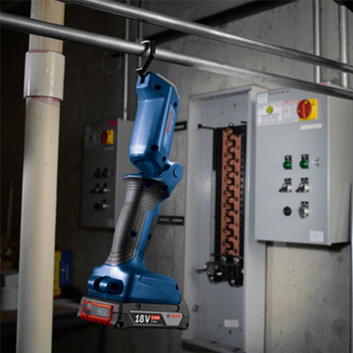 Lanterna led a bateria 18V 300 l�mens articulada Sem Bateria - GLI 18V-300