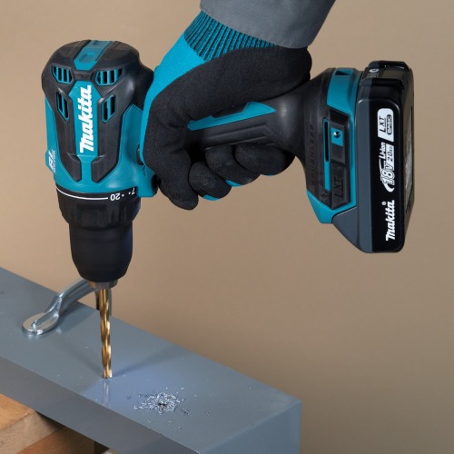 Furadeira Parafusadeira de impacto a bateria 1/2 Furadeira Parafusadeira de impacto a bateria 1/2