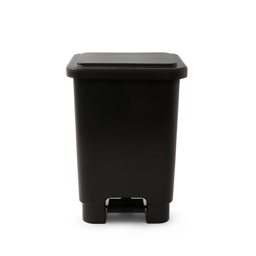 Lixeira pl�stica 50 litros com pedal - 13246