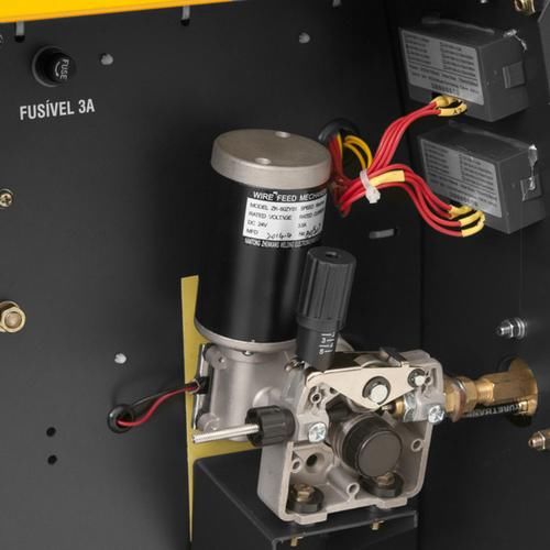 M�quina de solda Mig Mag 250 amperes trif�sica - MM 255