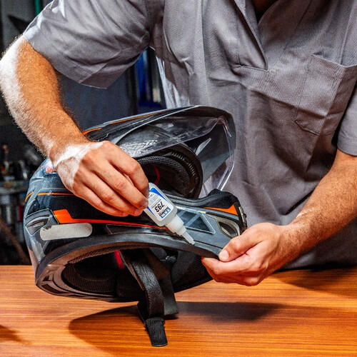 Adesivo instantâneo industrial 100g - 793 Adesivo instantâneo industrial 100g - 793