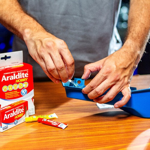 Cola ep�xi Araldite hobby seringa 25 g